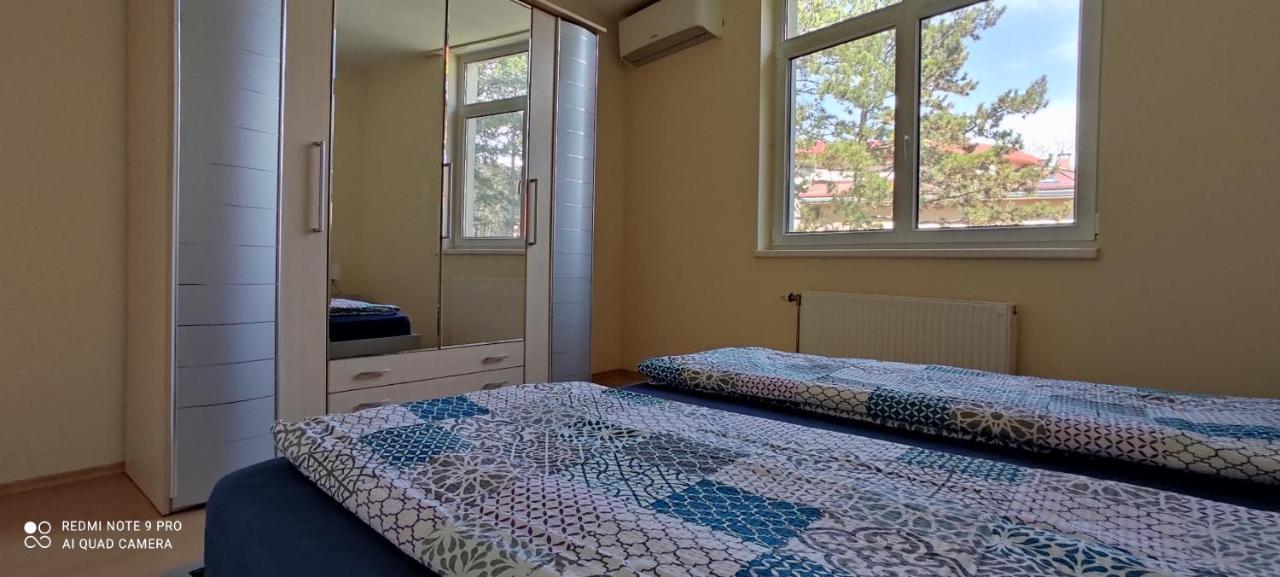 Onebeach Apartman Шіофок Екстер'єр фото
