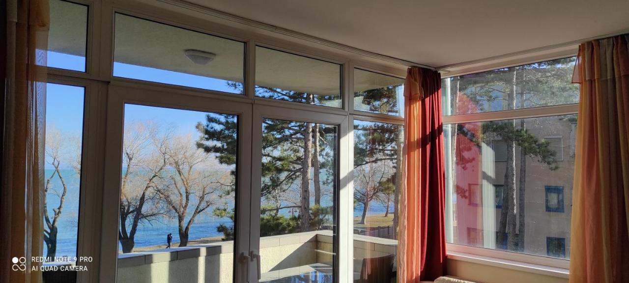 Onebeach Apartman Шіофок Екстер'єр фото