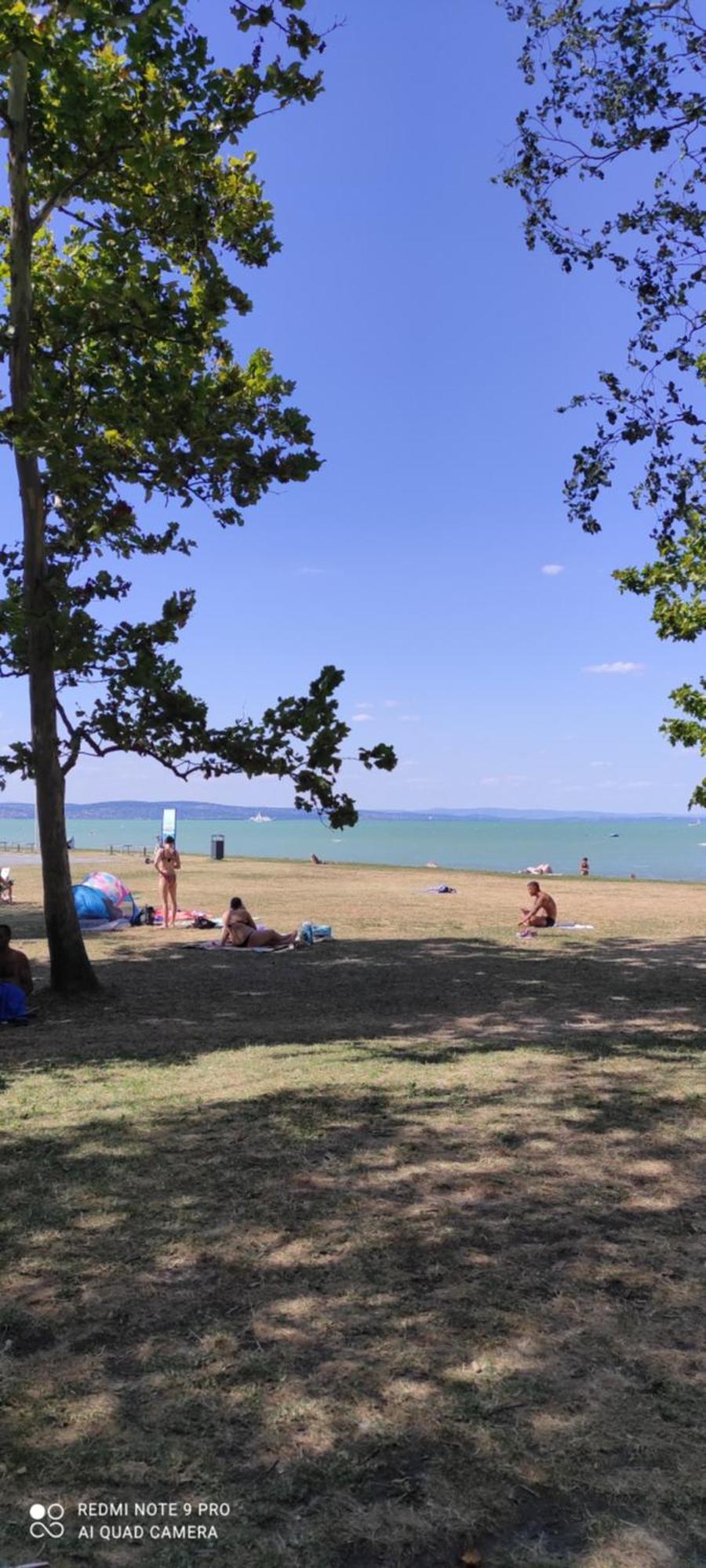 Onebeach Apartman Шіофок Екстер'єр фото